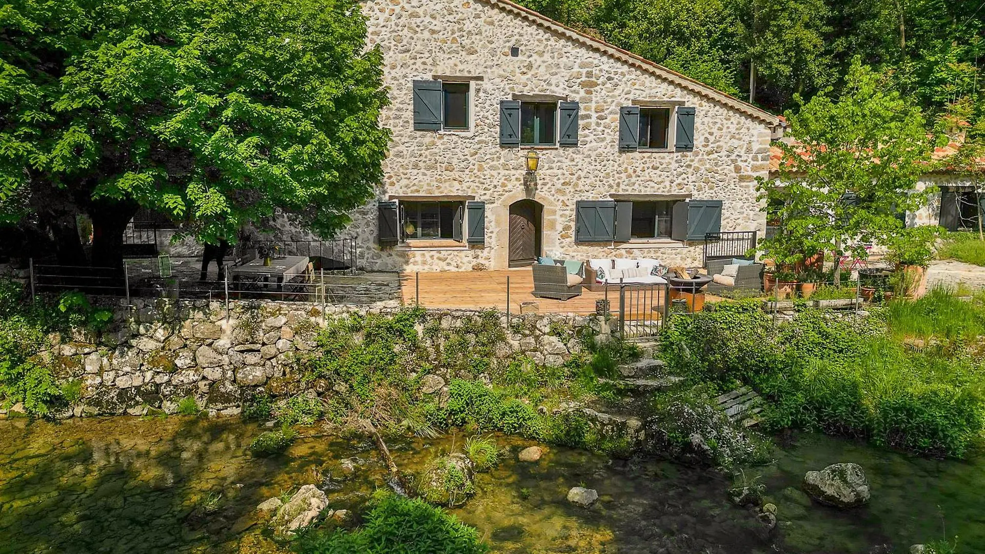 Le Moulin location
